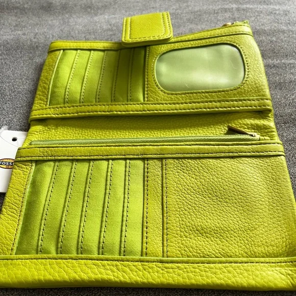 Fossil Emma Clutch in stunning Lime Color - Picture 9 of 16